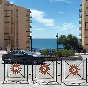 https://apartamento-en-playa-carvajal.1costadelsol.com